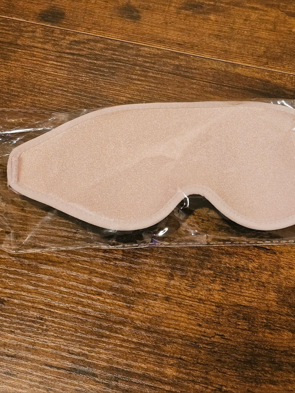 NWT 3D Contoured Memory Foam Sleep Mask – Nude / Blush Pink